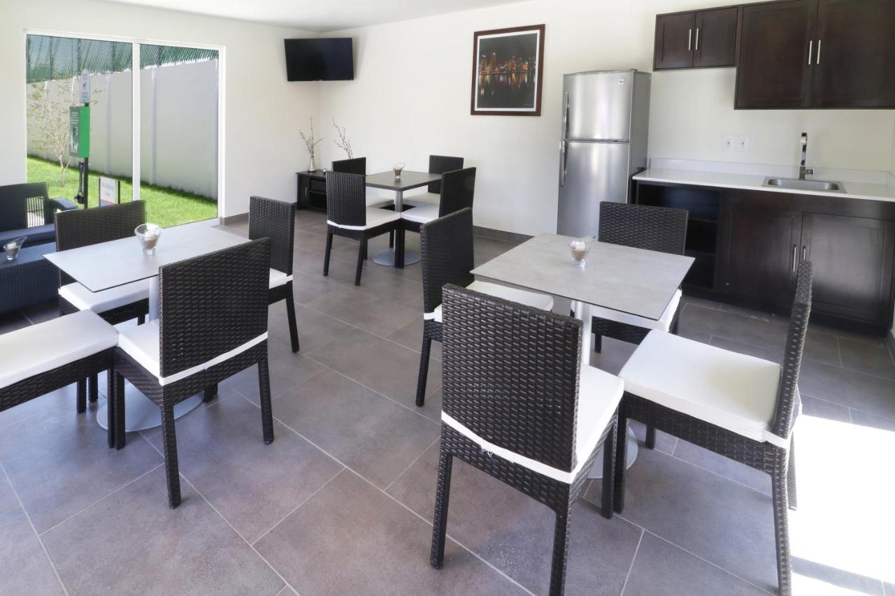 Candlewood Suites Celaya