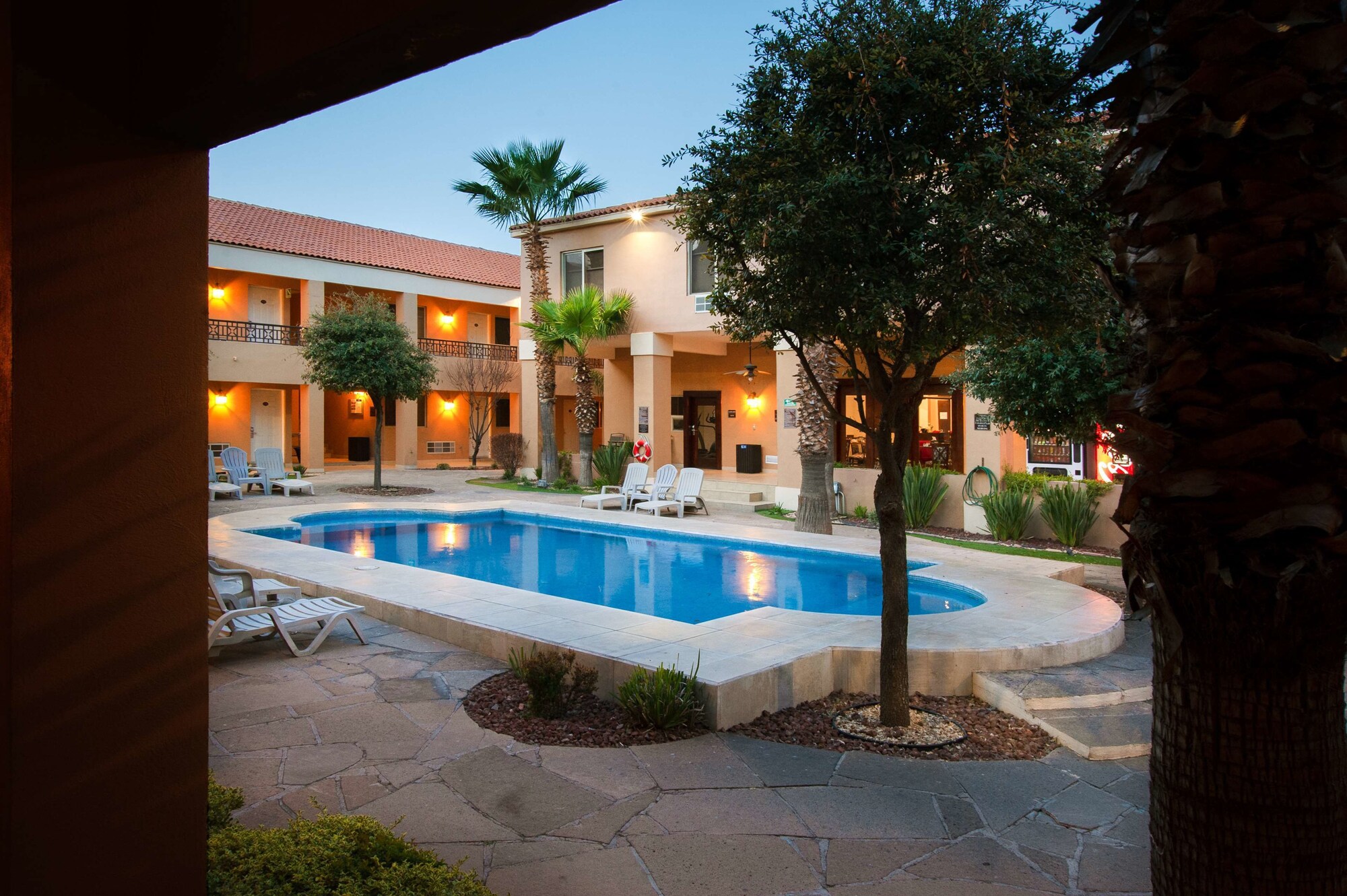Best Western Plus Cumbres Aeropuerto