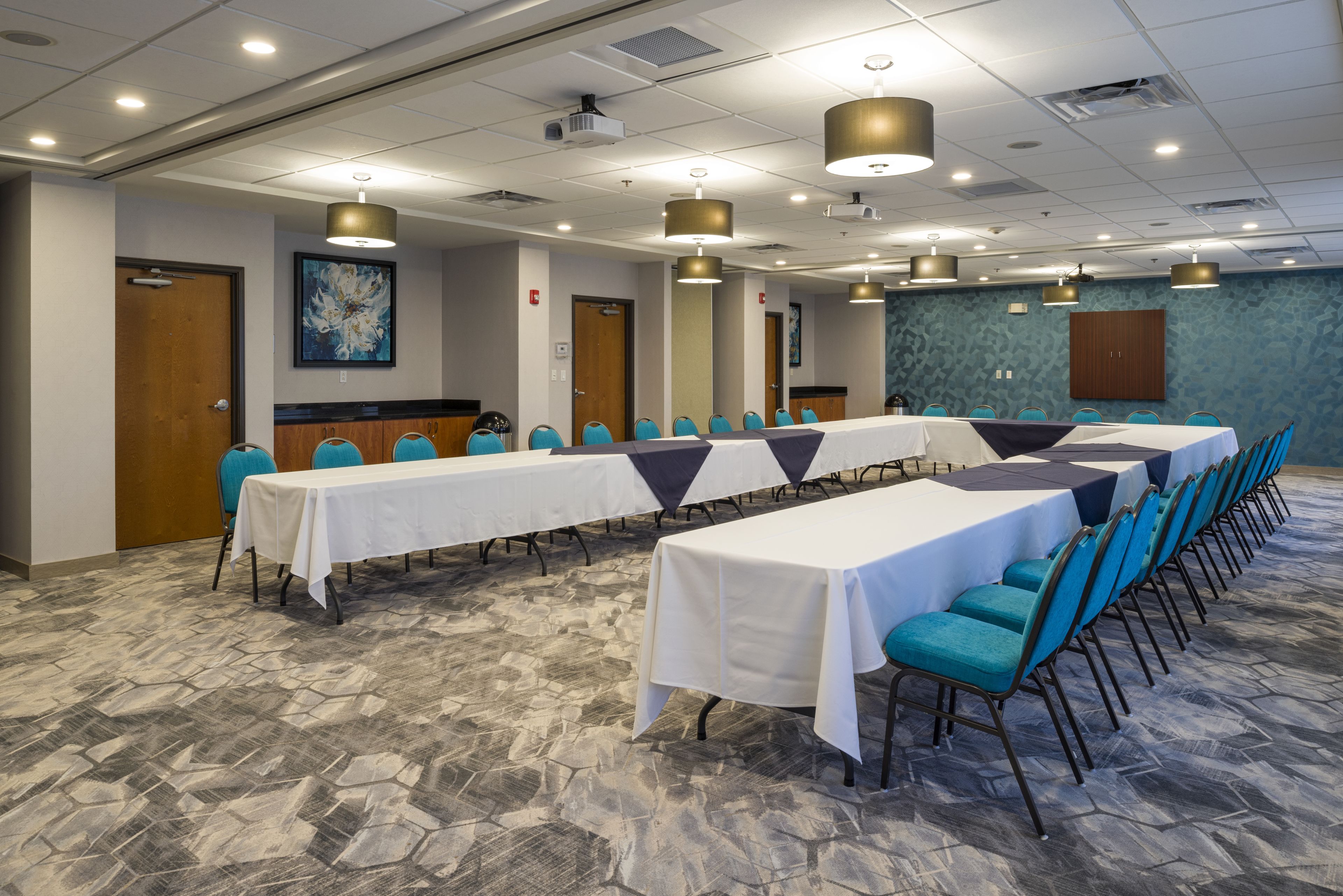 Wingate by Wyndham Chihuahua