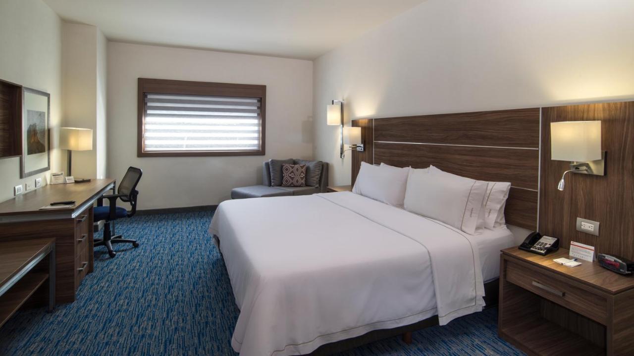 Holiday Inn Express & Suites Ciudad Obregon