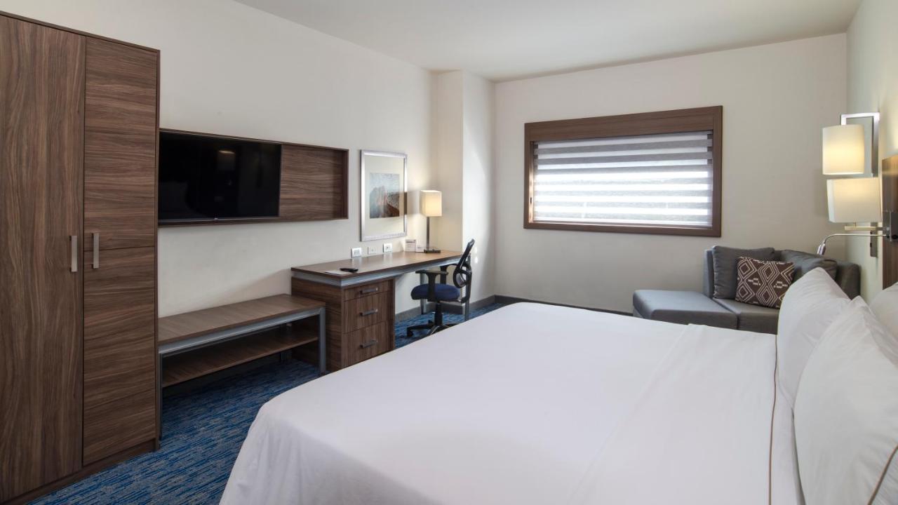Holiday Inn Express & Suites Ciudad Obregon