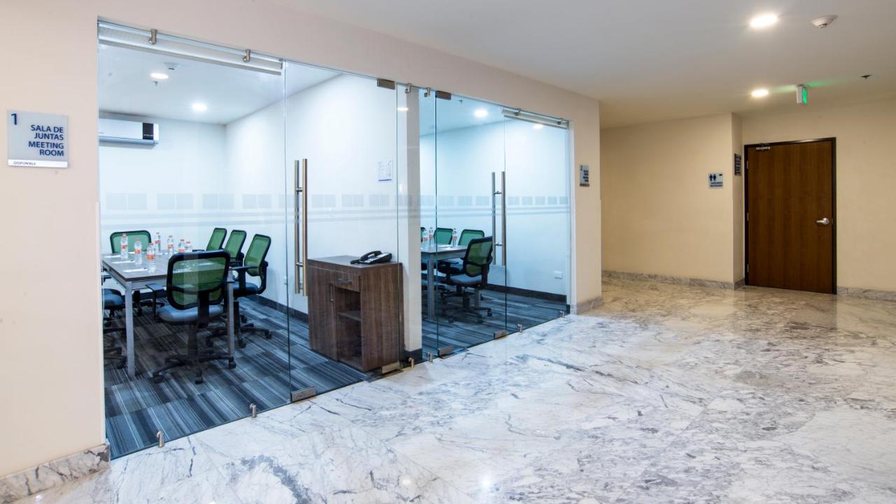 Holiday Inn Express & Suites Ciudad Obregon