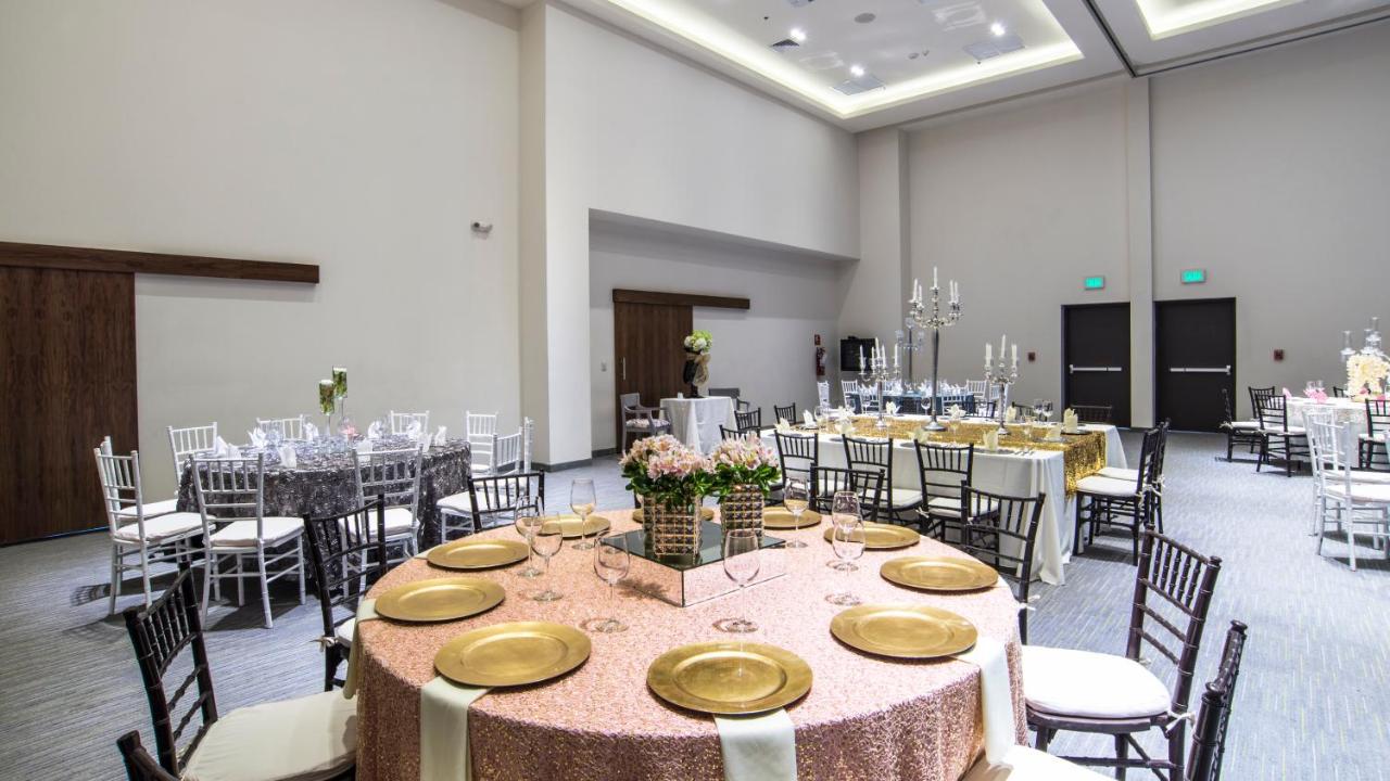 Holiday Inn Express & Suites Ciudad Obregon