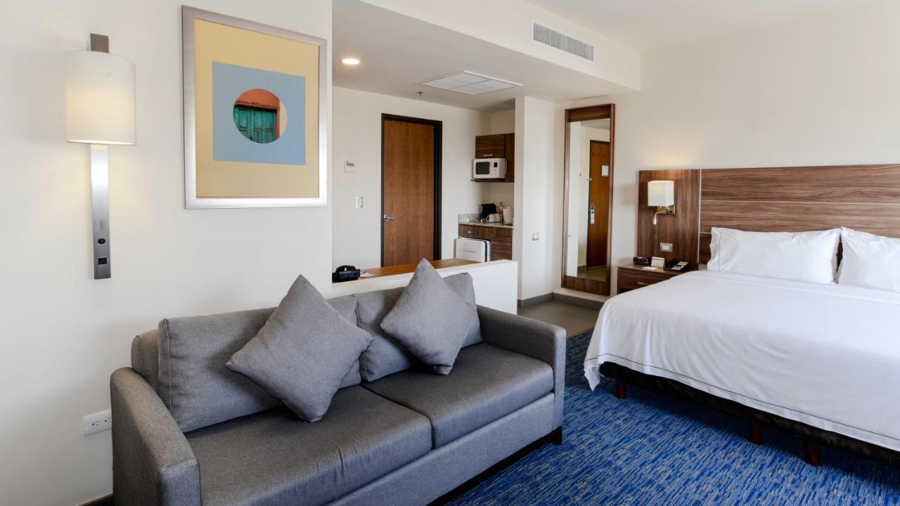 Holiday Inn Express & Suites Ciudad Obregon
