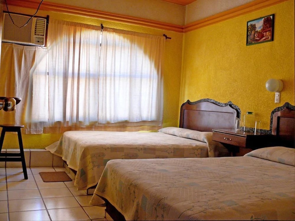 Hotel Moreno