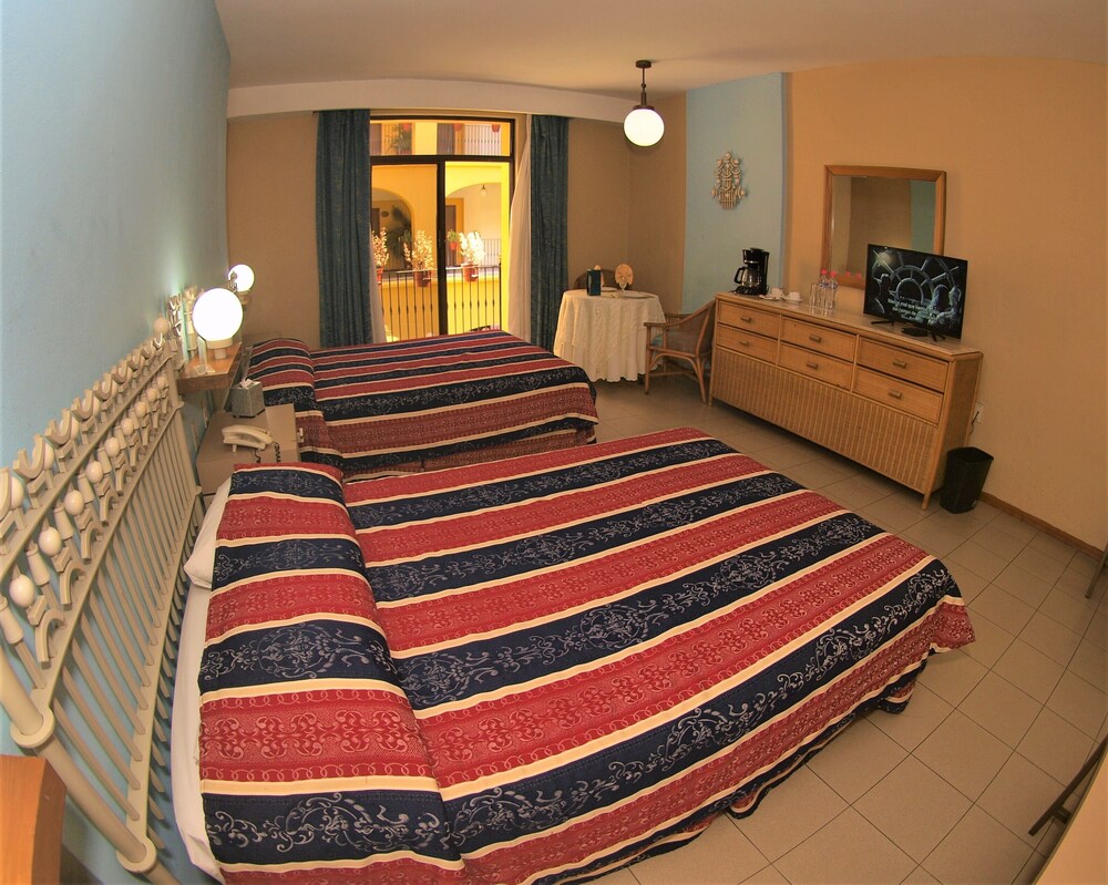 Hotel America