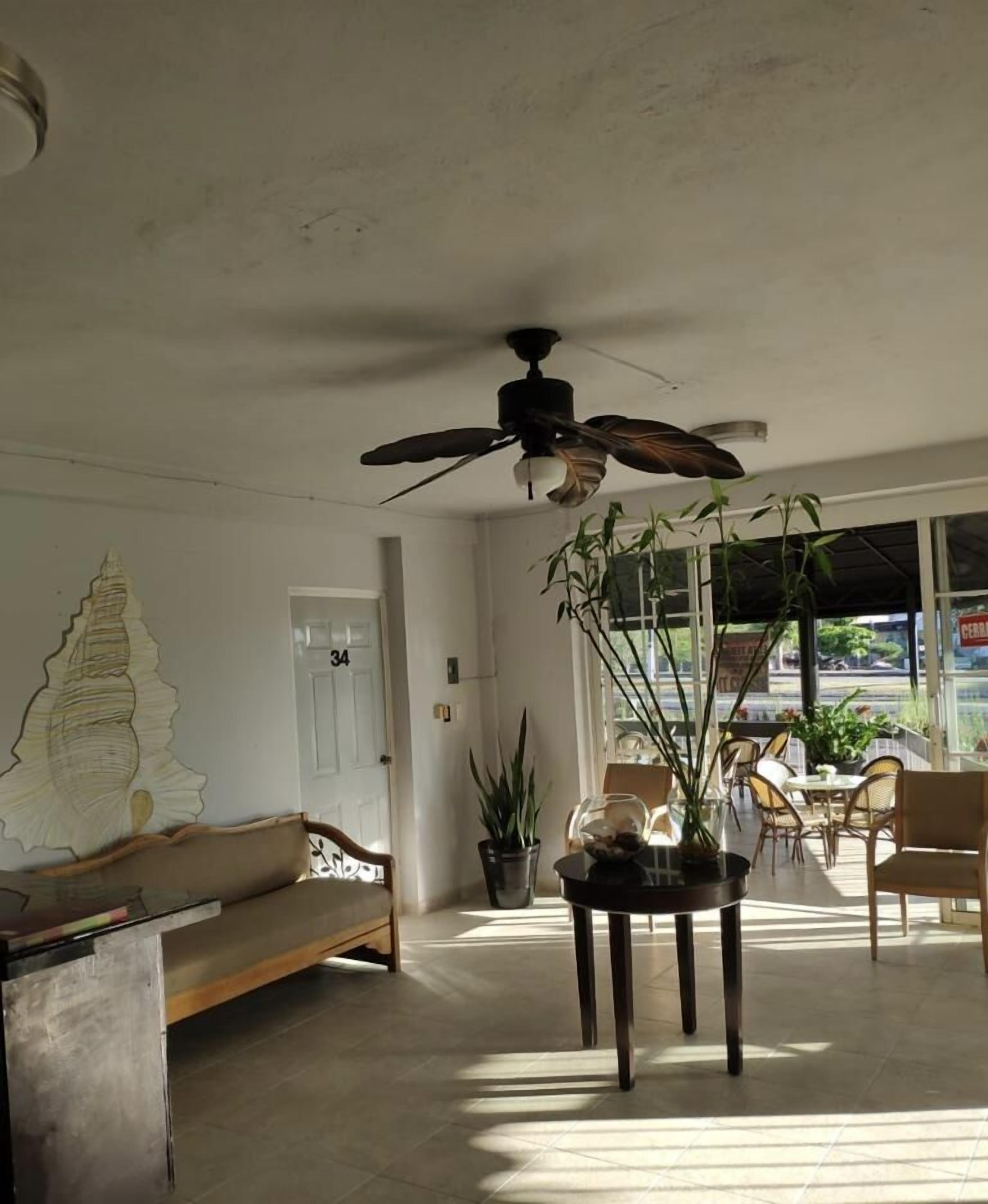 Hotel Caracoles Colima