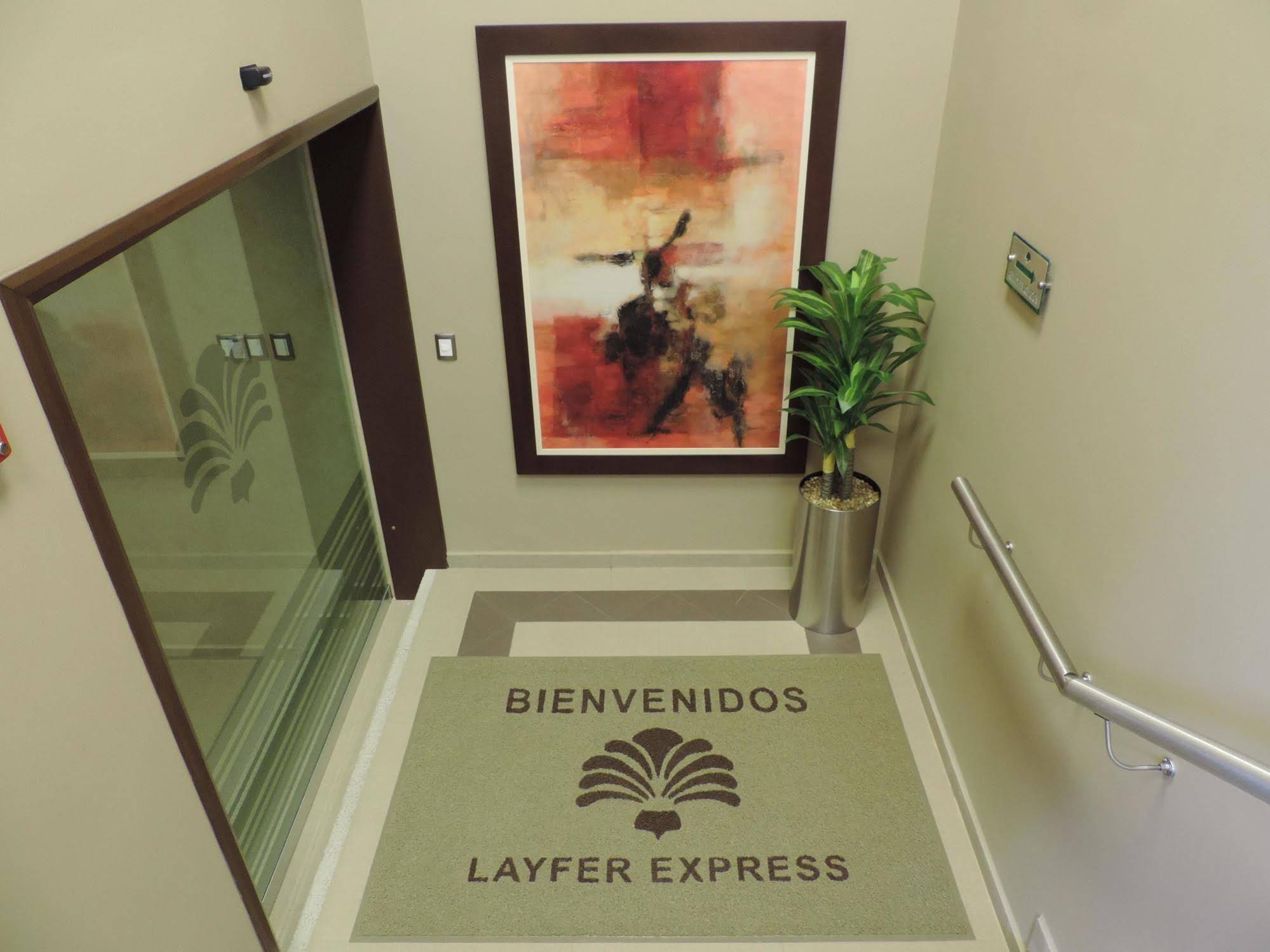 Hotel Layfer Express
