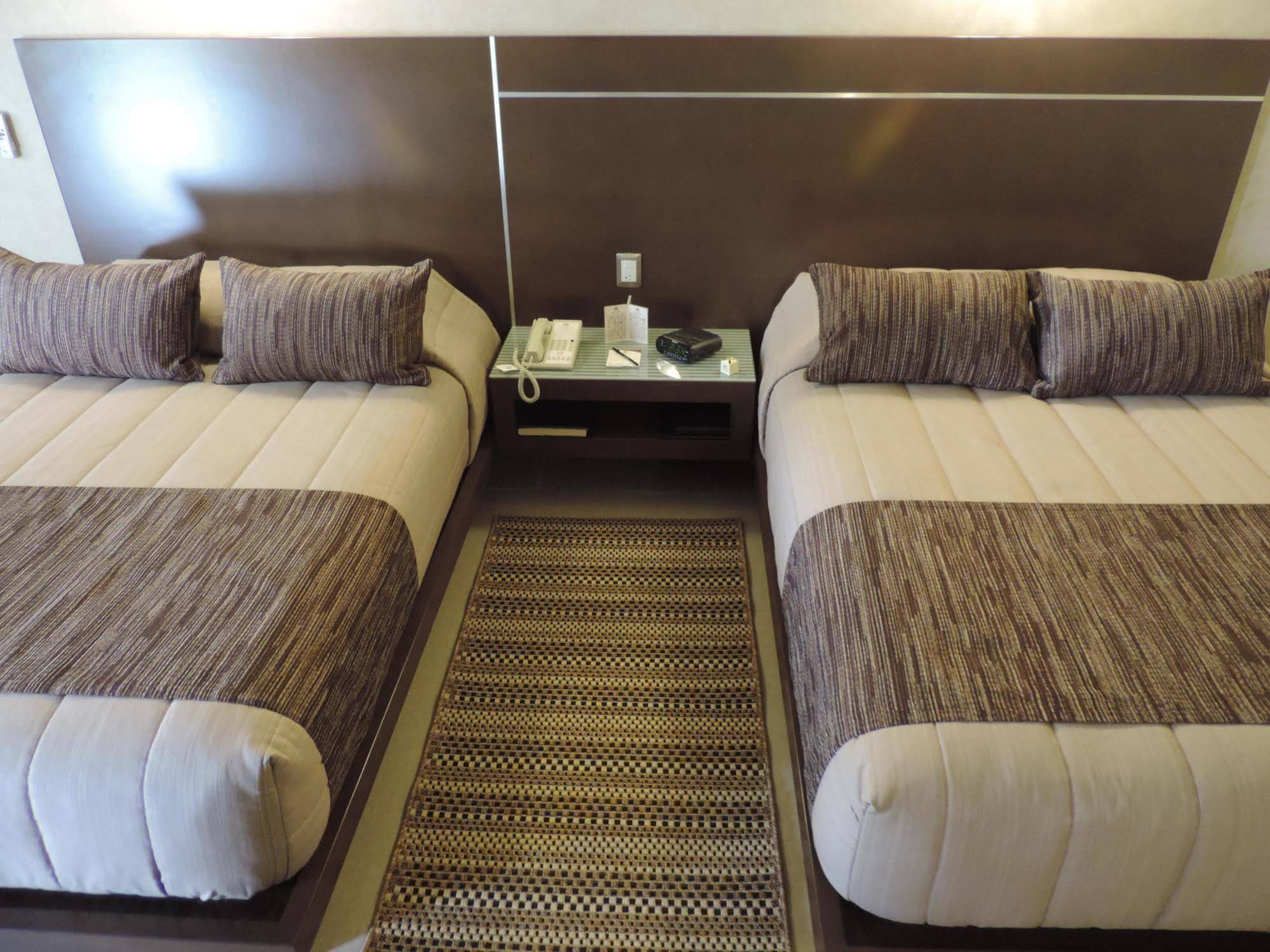 Hotel Layfer Express