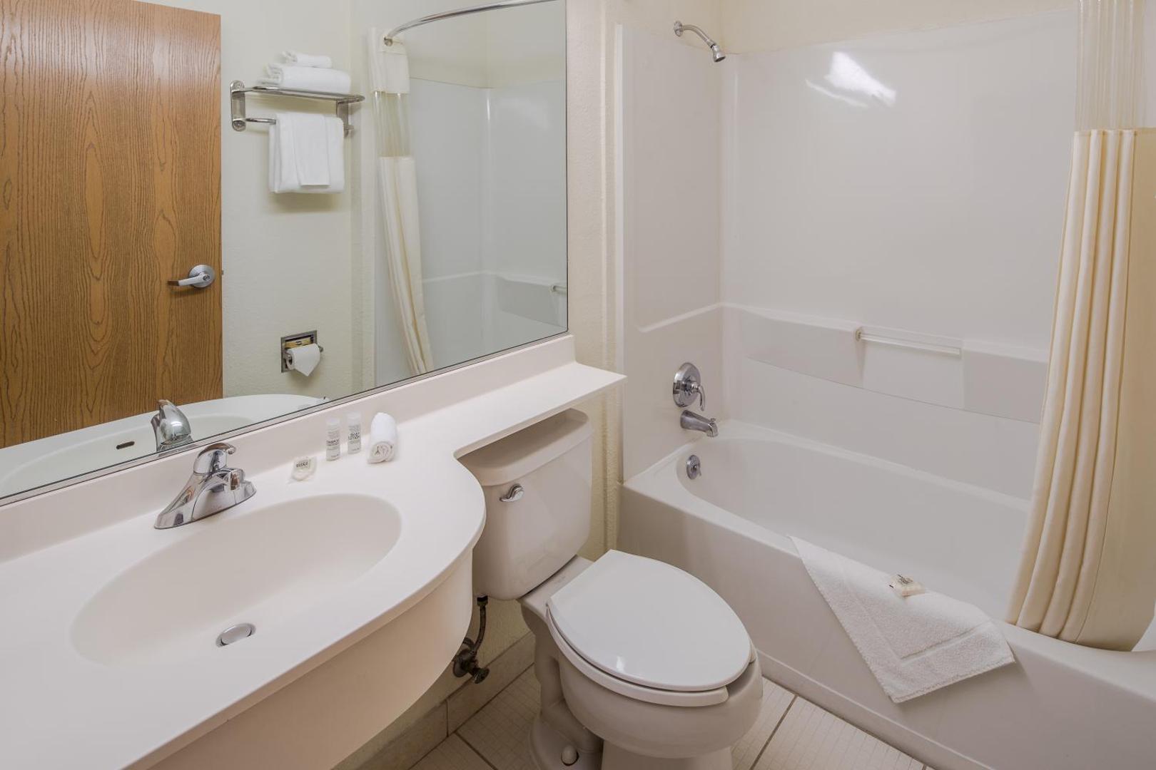 Microtel Inn & Suites by Wyndham Culiacan