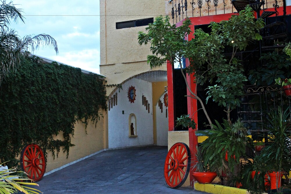 Hotel Florida Plaza