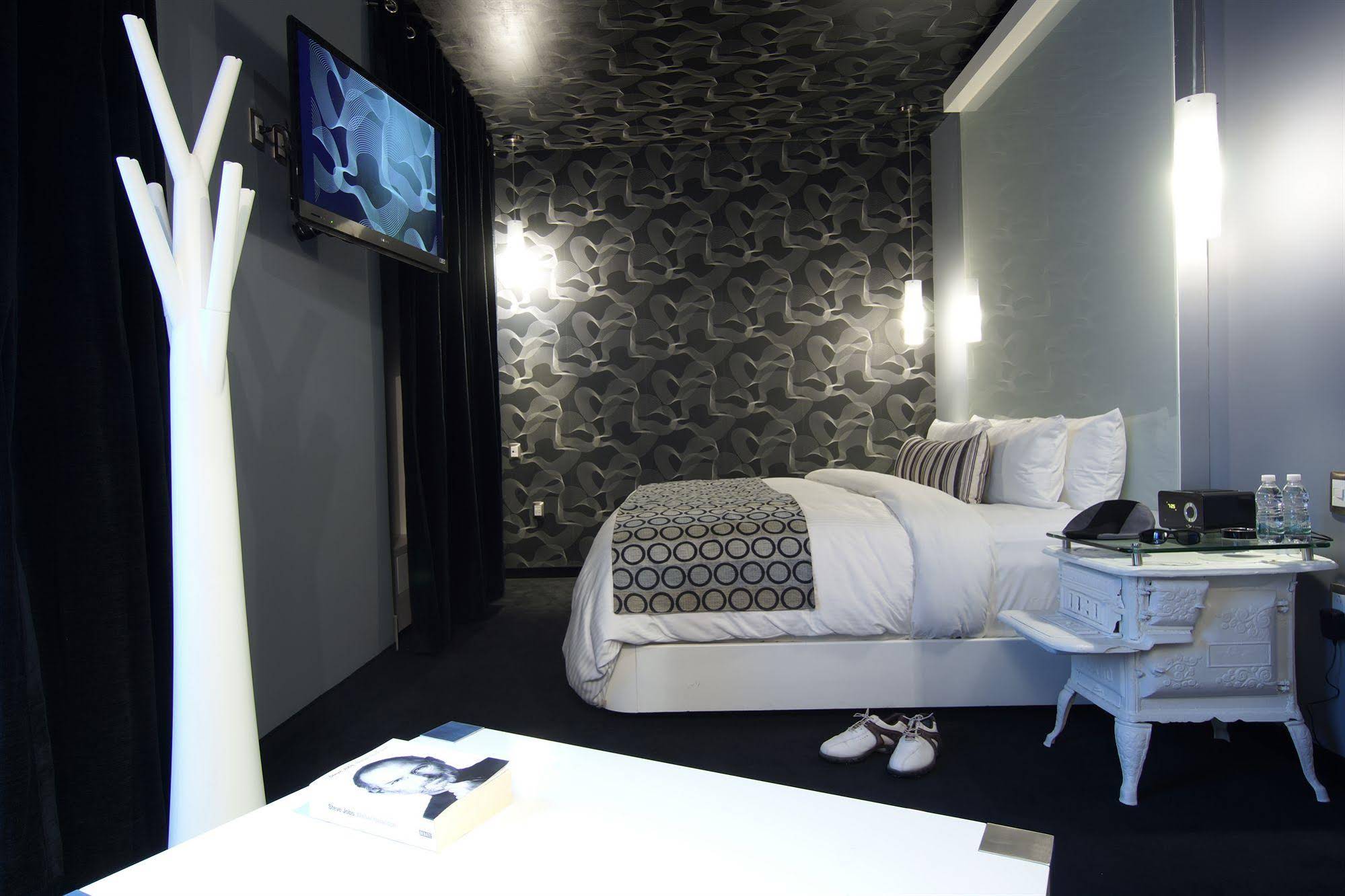 Boutique 1850