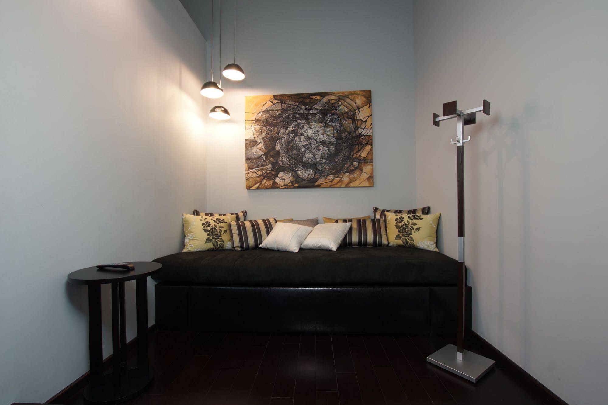 Boutique 1850
