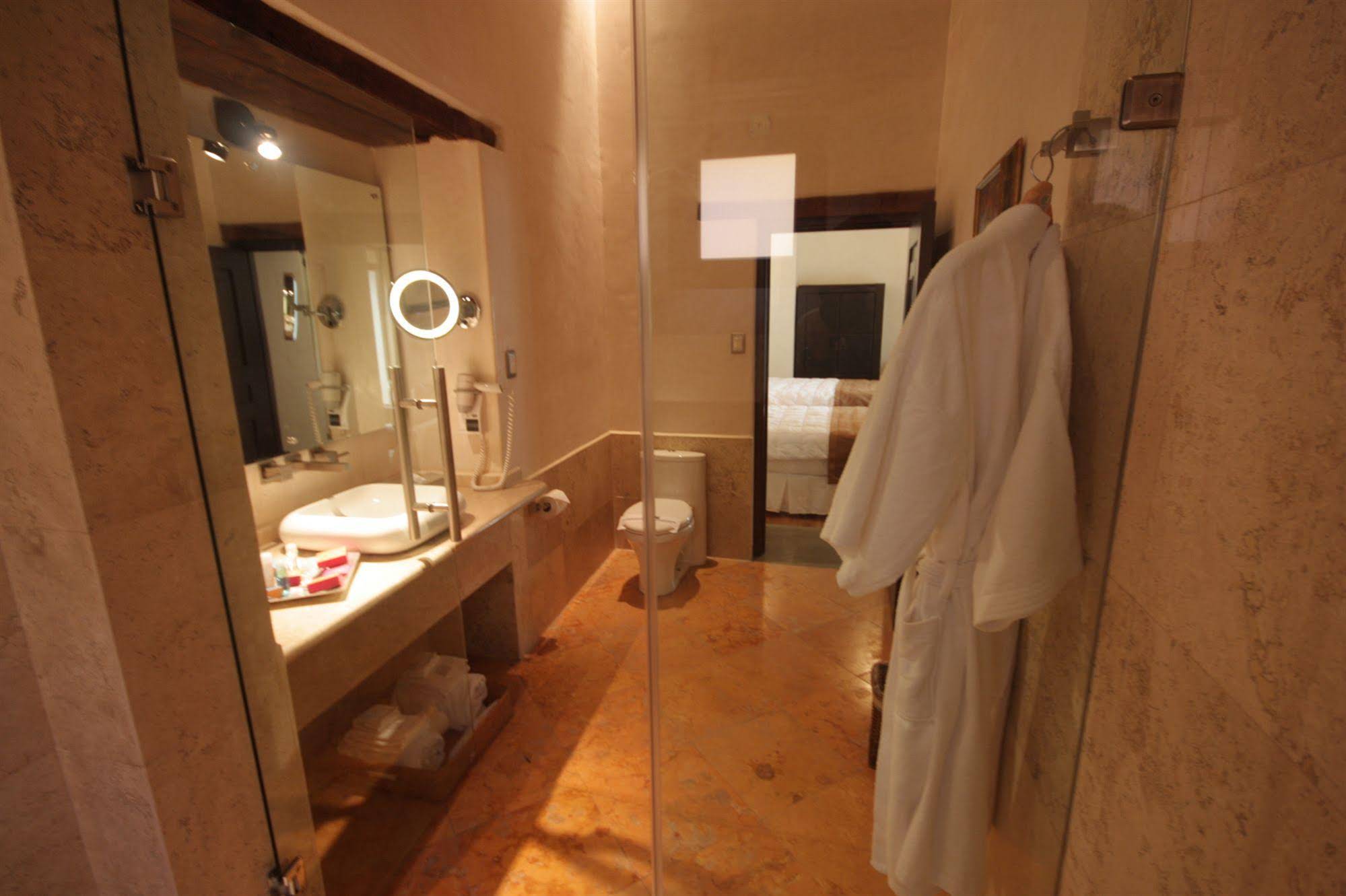 Hotel Alonso 10 Boutique & Arte