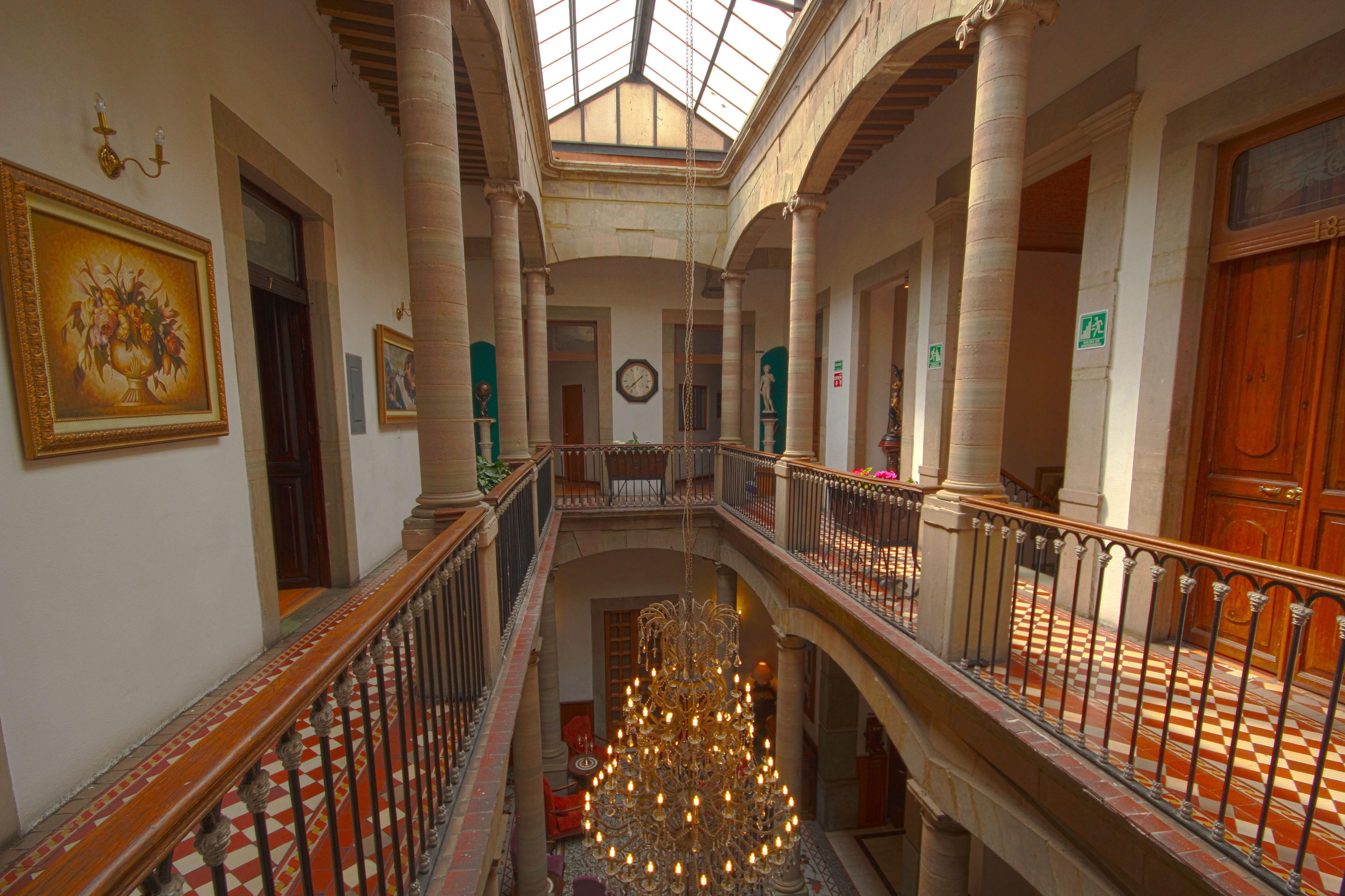 Hotel Luna