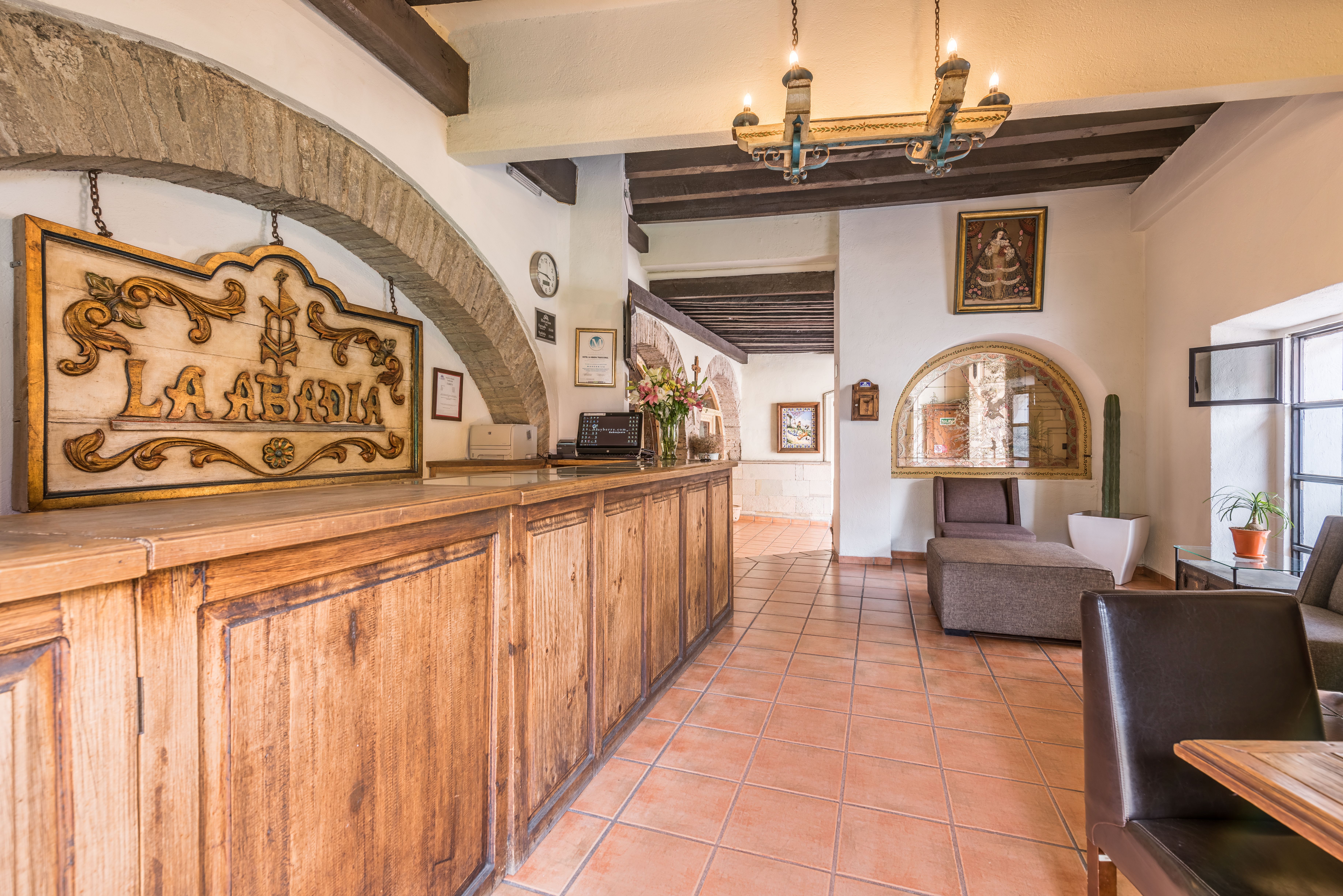 Abadia Tradicional Hotel