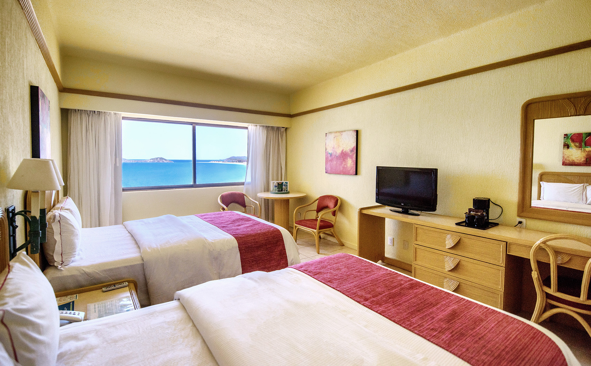 San Carlos Plaza Hotel & Resort