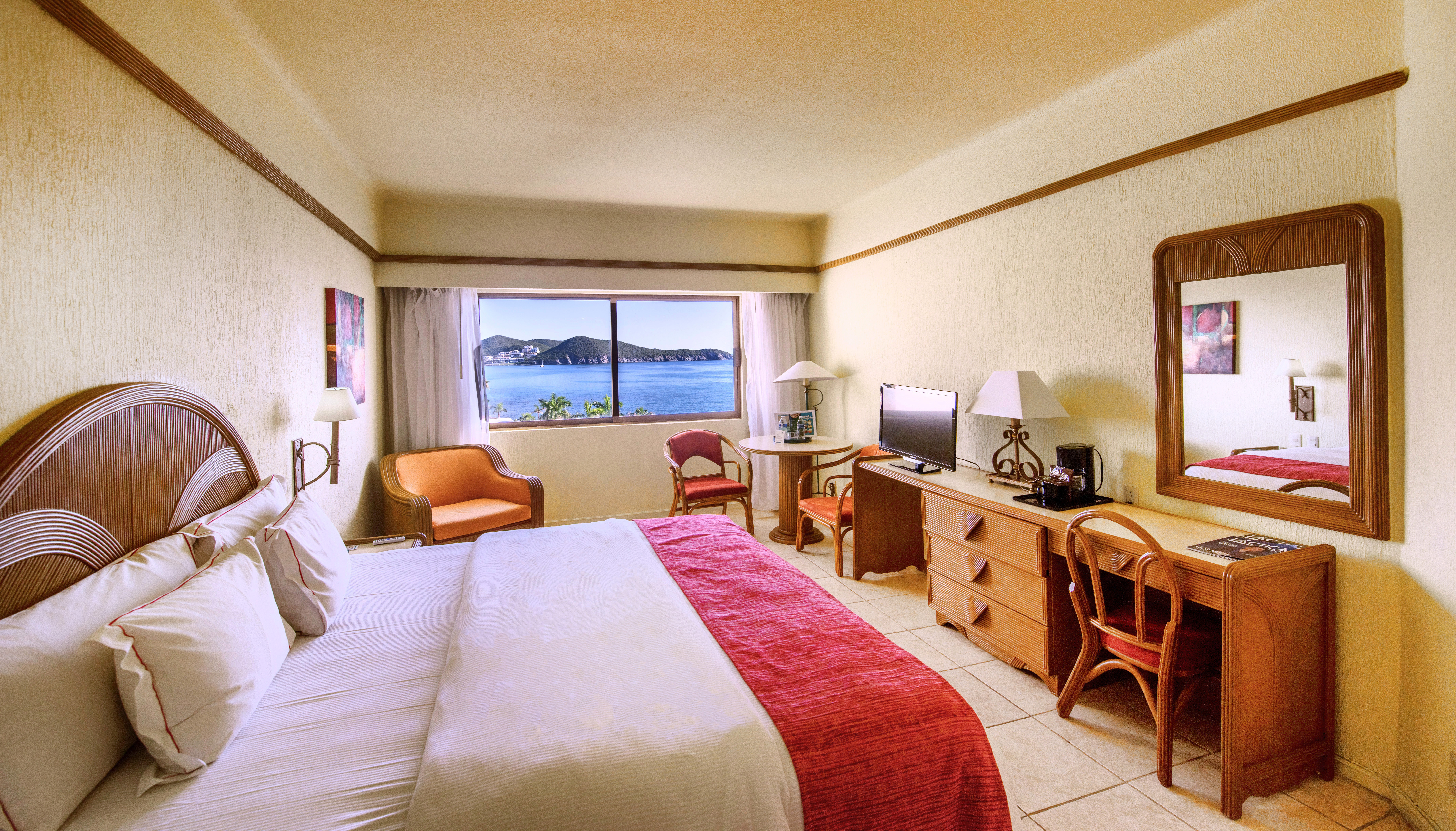 San Carlos Plaza Hotel & Resort