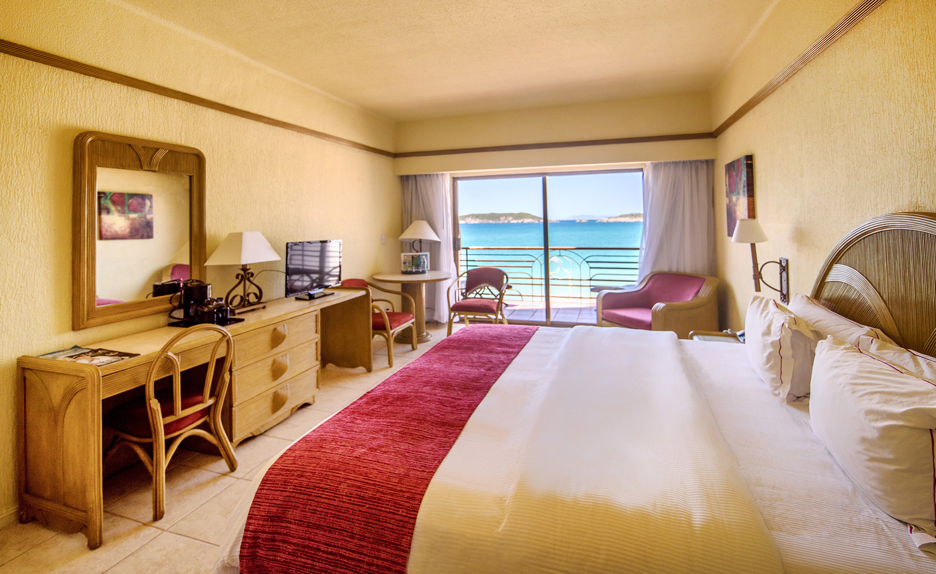 San Carlos Plaza Hotel & Resort