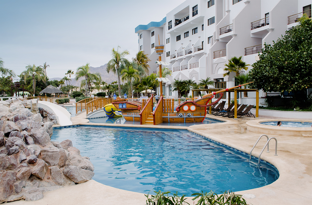 San Carlos Plaza Hotel & Resort