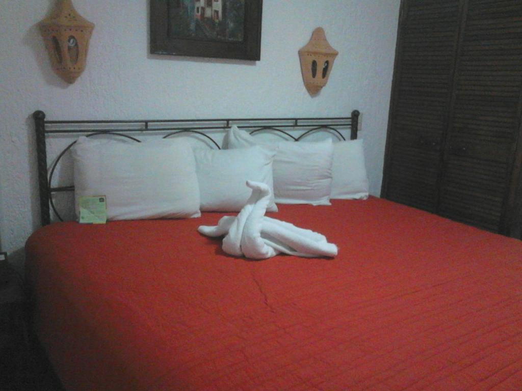 Capital O Hotel Central