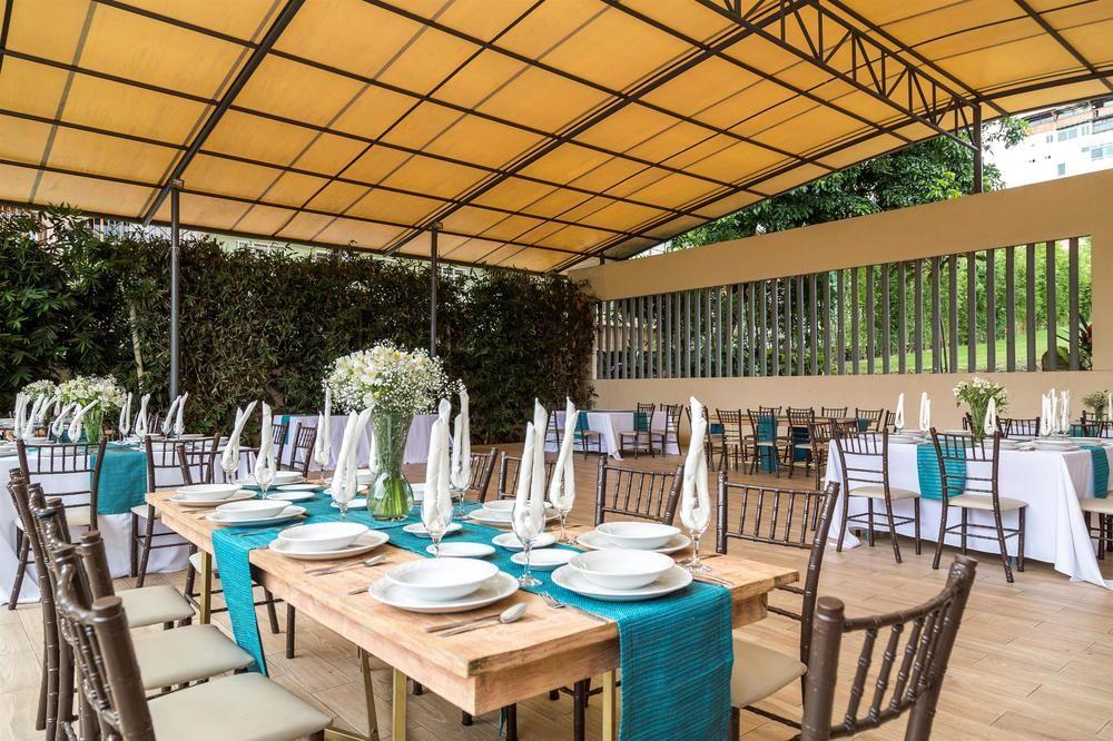 Capital O Hotel Central