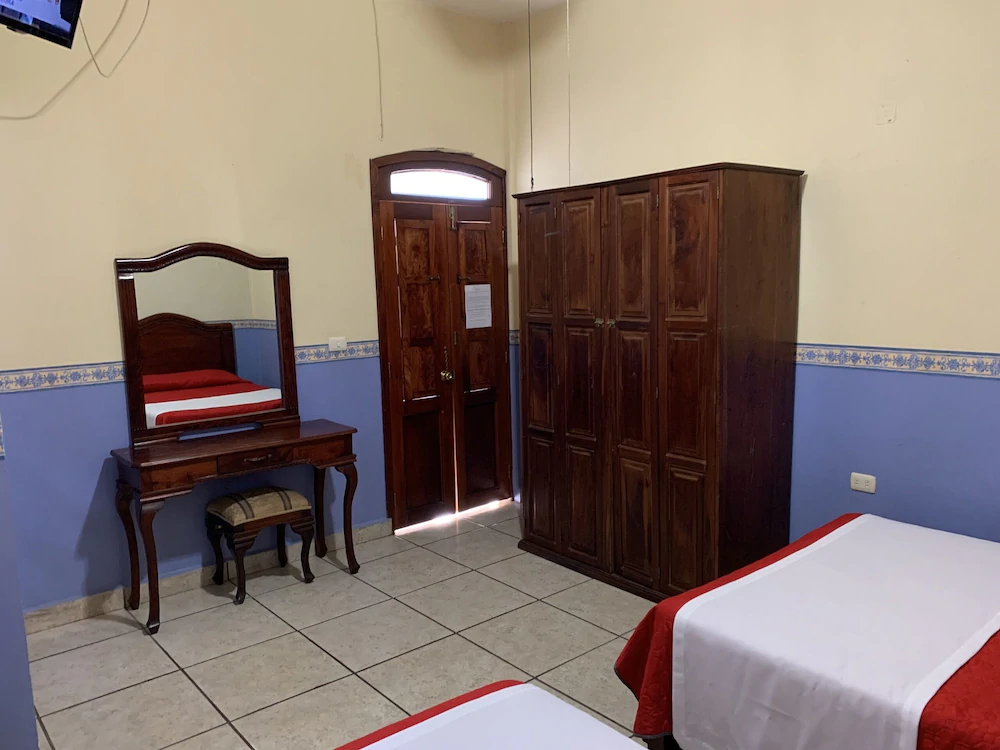Hotel Real De Cortes