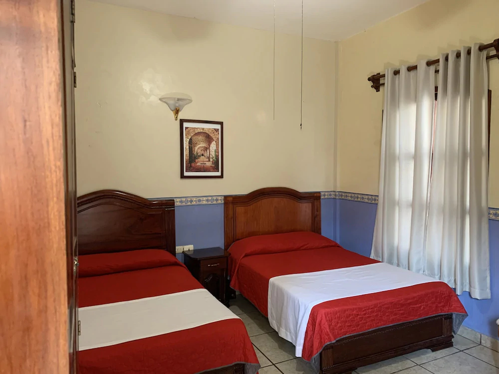 Hotel Real De Cortes