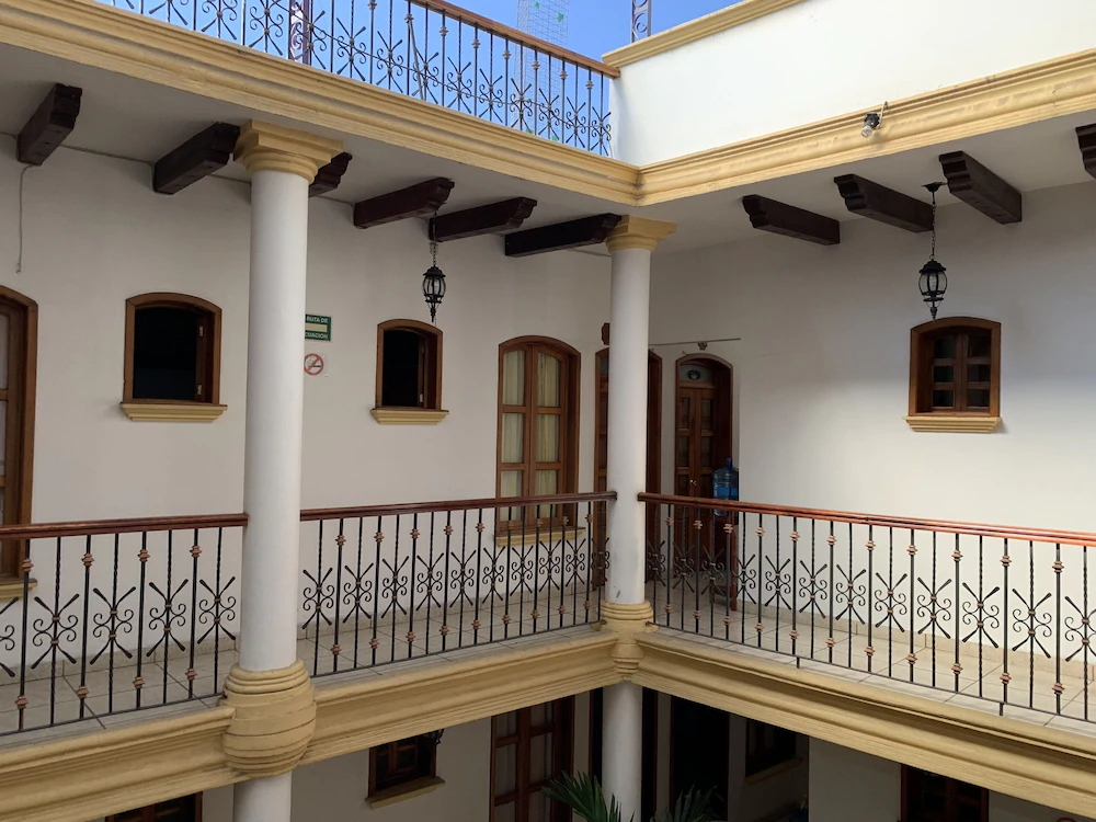 Hotel Real De Cortes