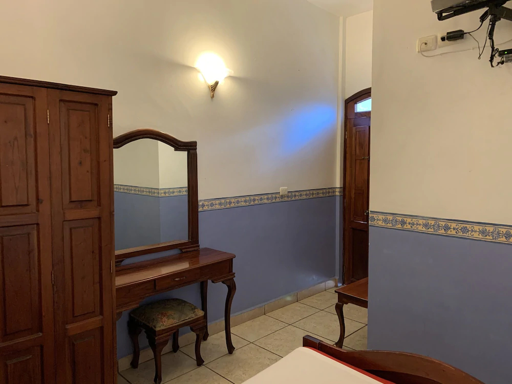 Hotel Real De Cortes