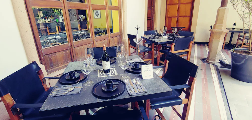 Elena de Cobre Hotel