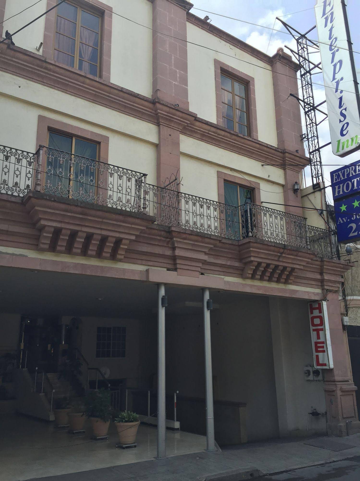 Enterprise Inn Express