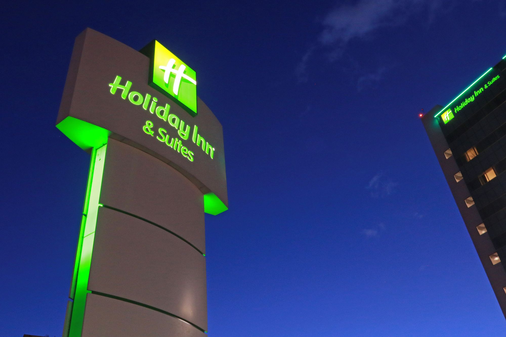Holiday Inn & Suites Leon Plaza Mayor