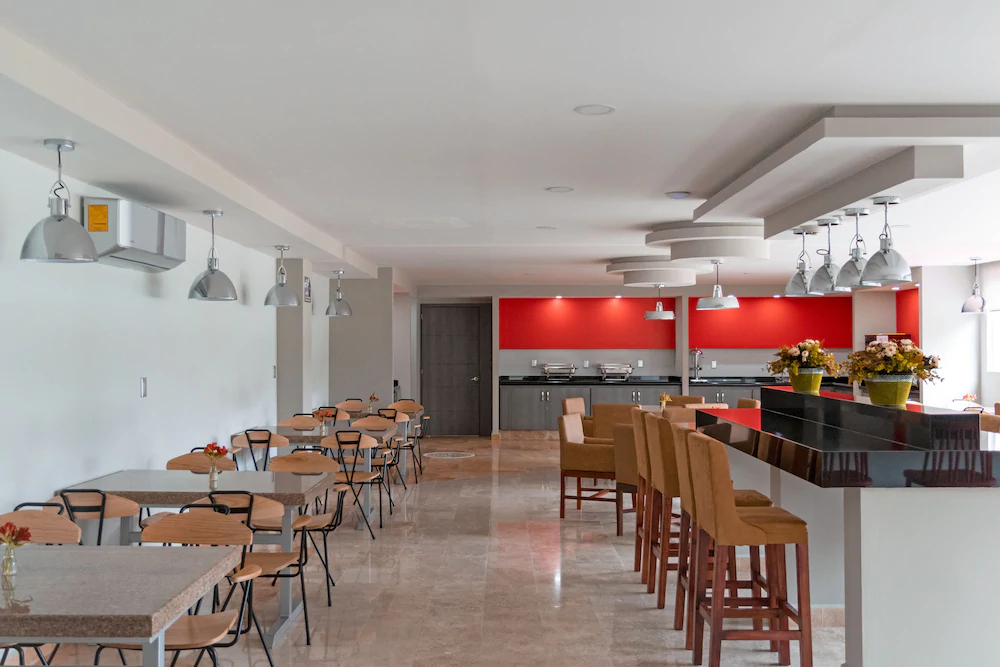 Hotel 5 Inn Plus