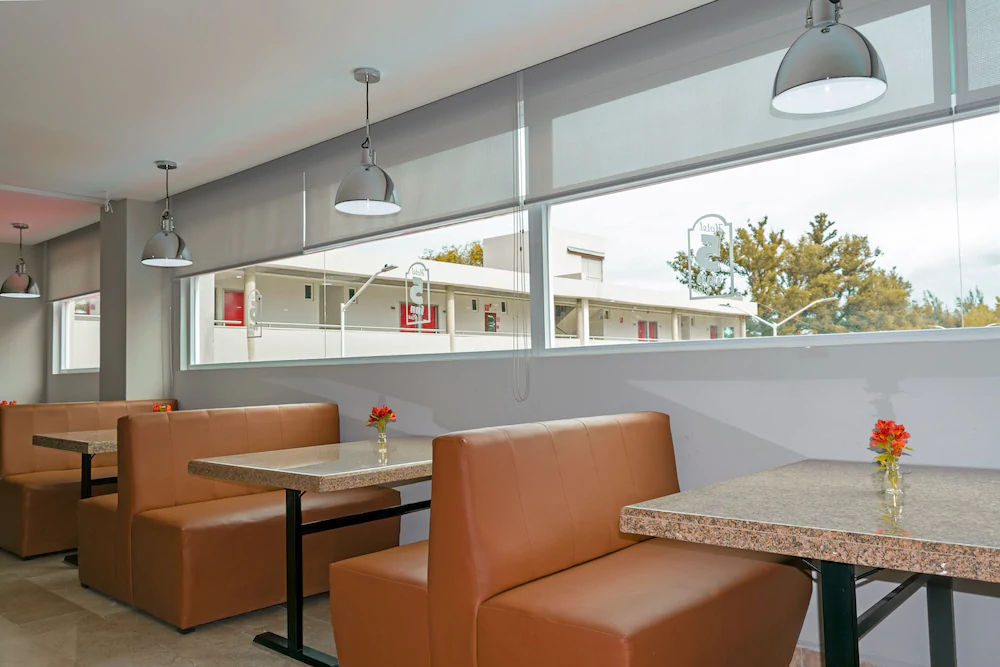 Hotel 5 Inn Plus