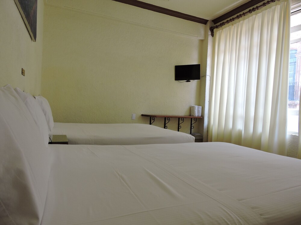 Hotel Capri de Leon