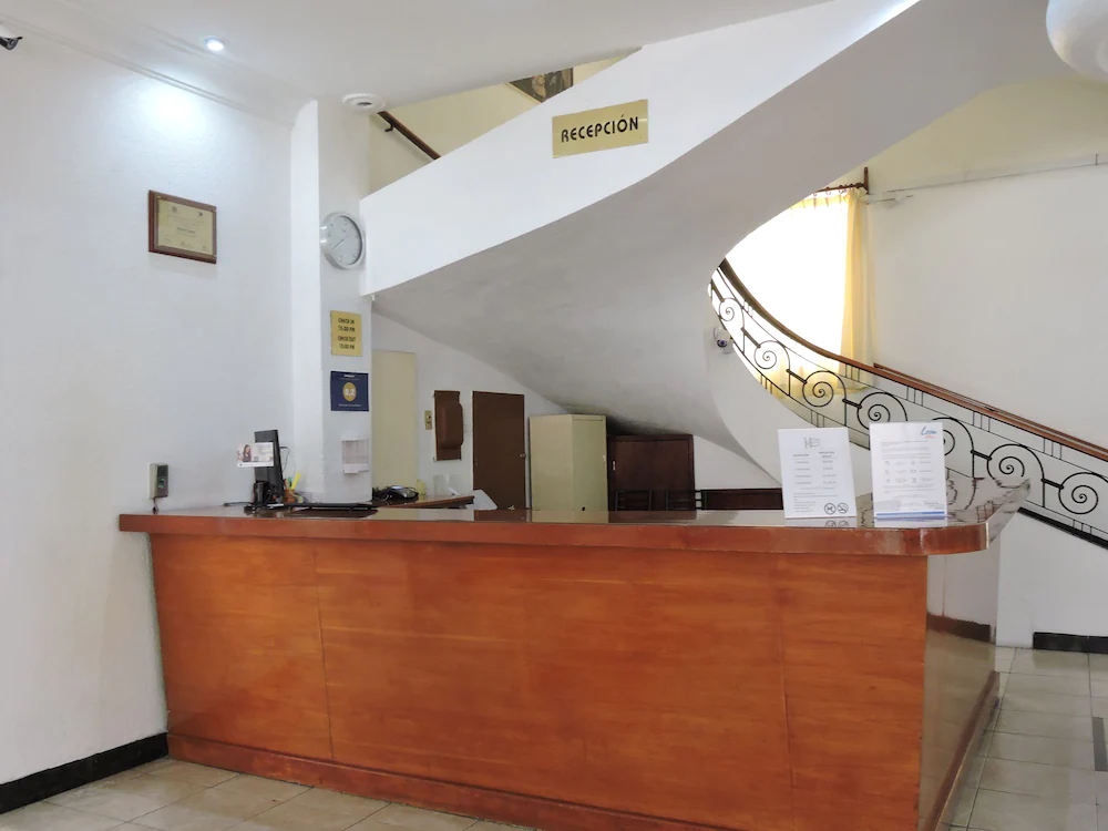 Hotel Capri de Leon
