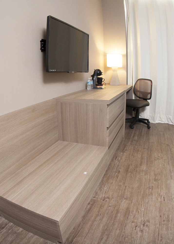 Hotel Glow Point