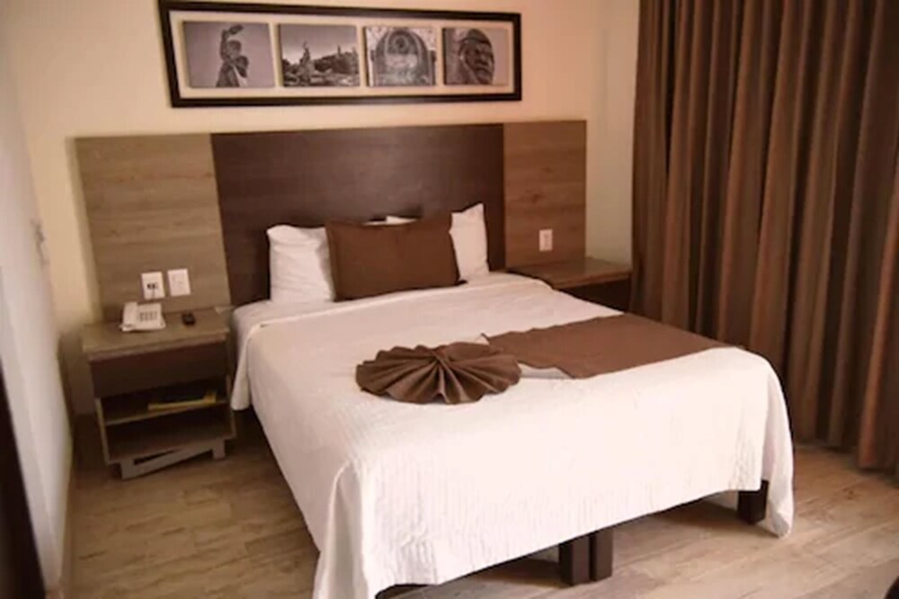 Hotel River Poliforum