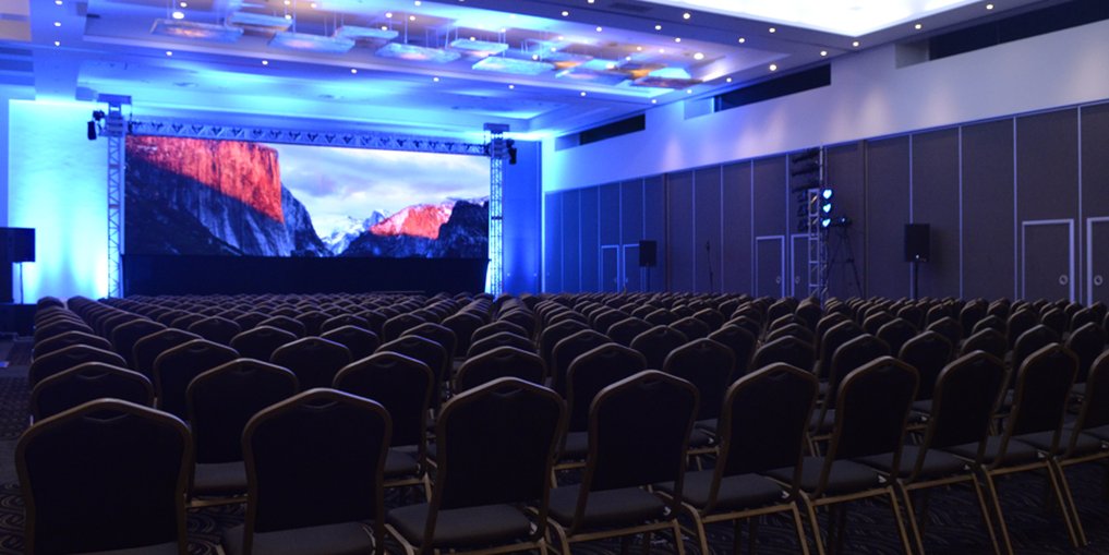 Radisson Poliforum Plaza