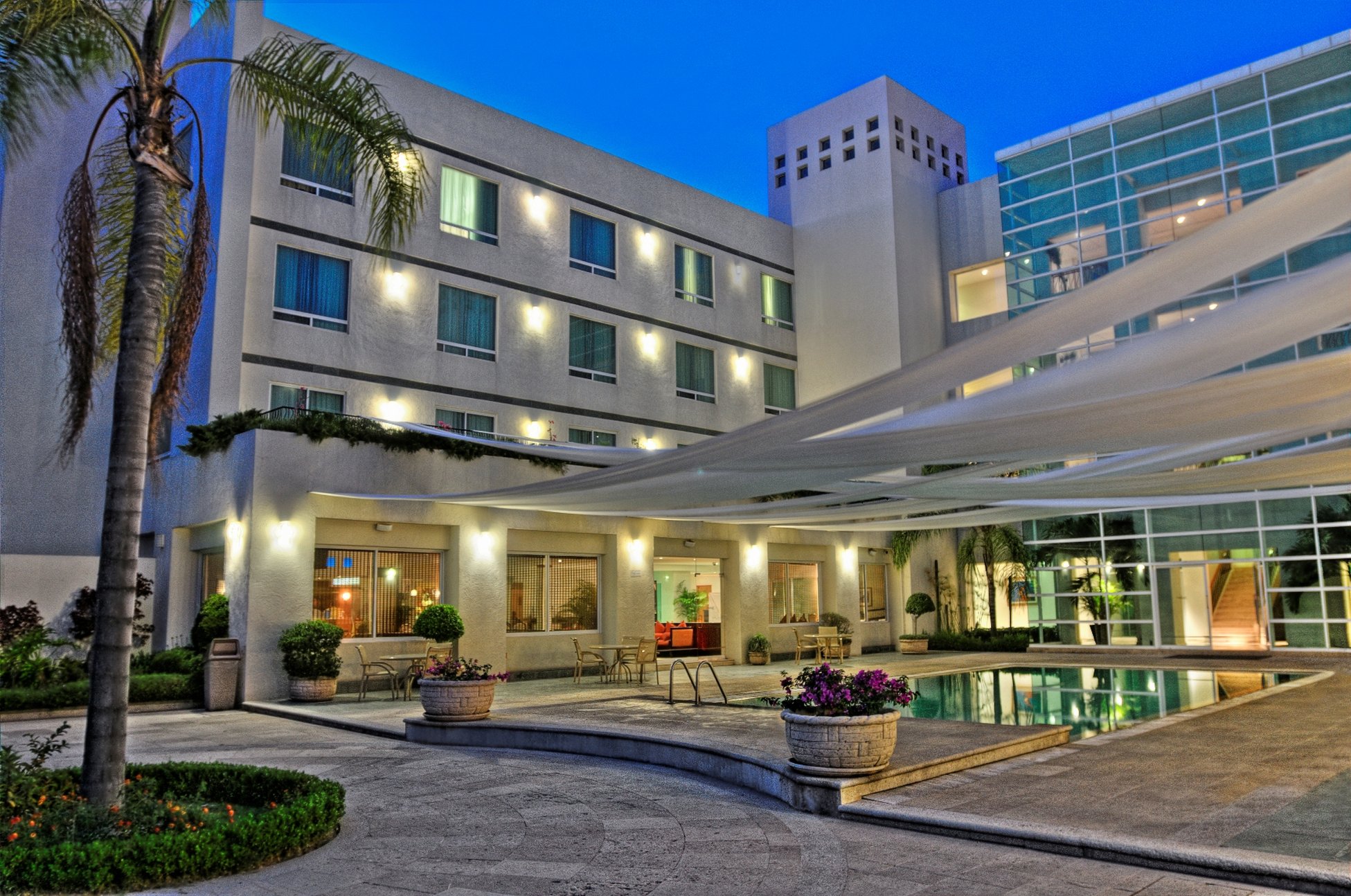 Radisson Poliforum Plaza