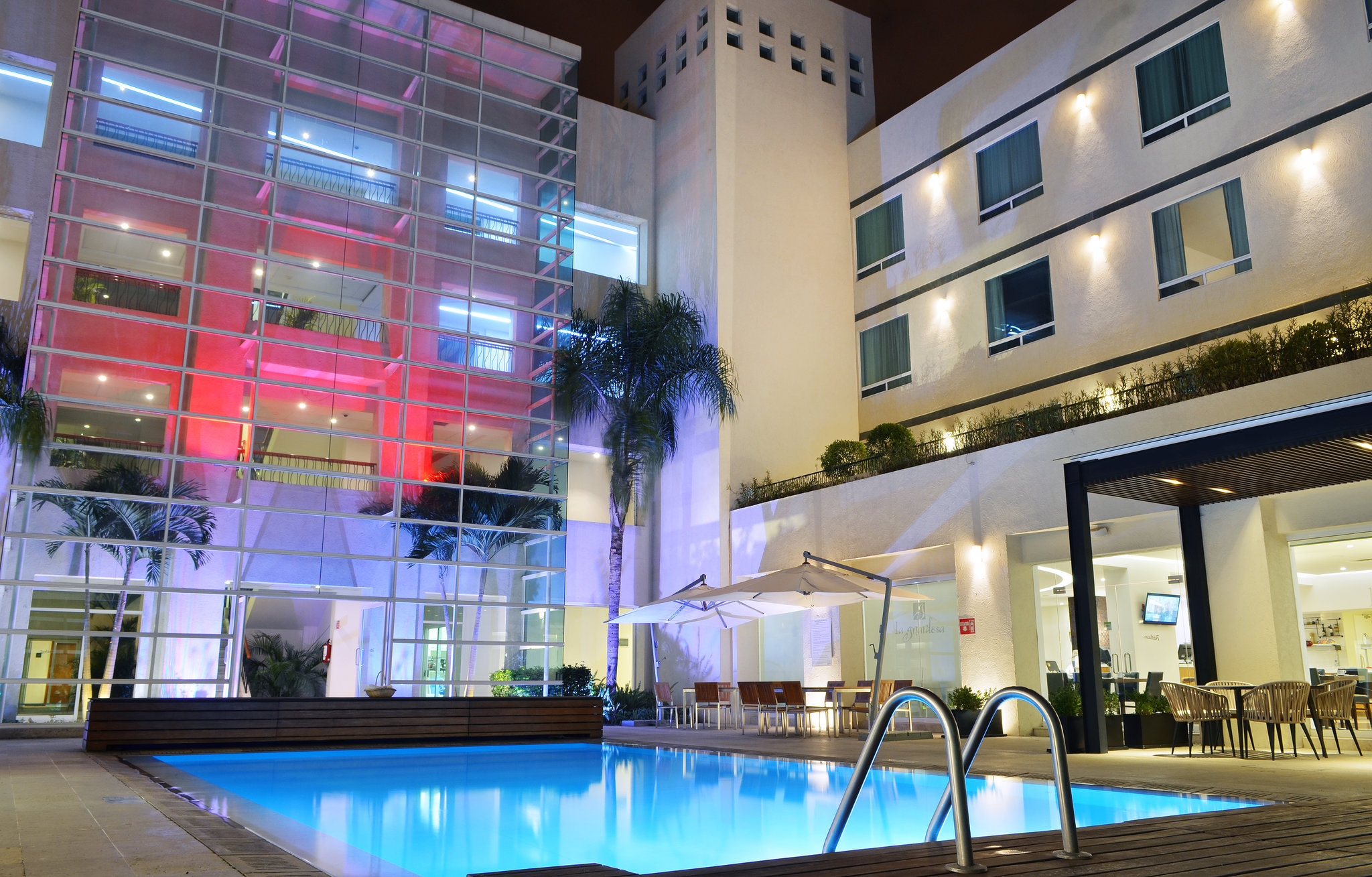 Radisson Poliforum Plaza