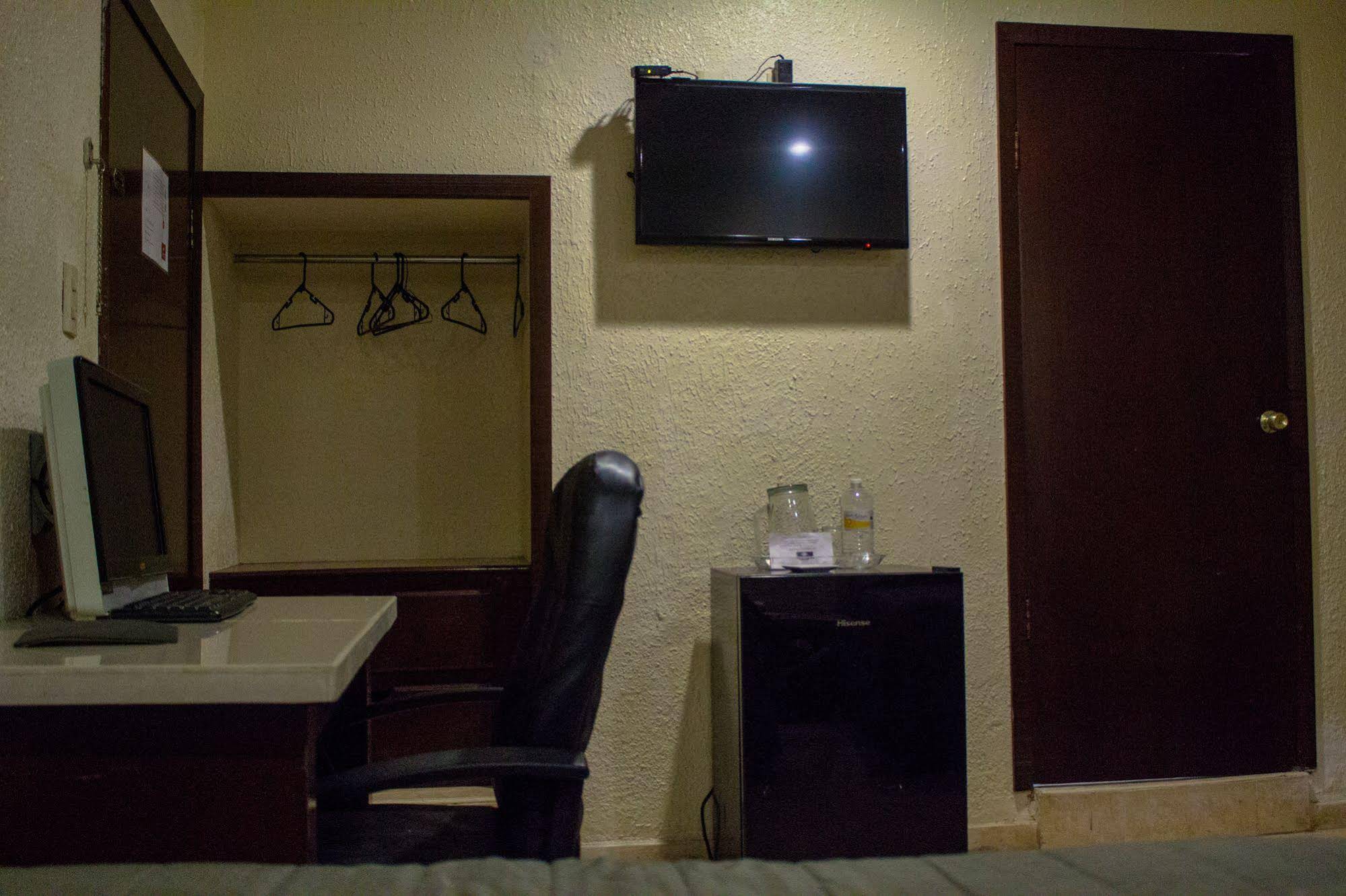 Hotel America