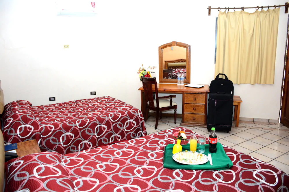 Hotel Las Fuentes