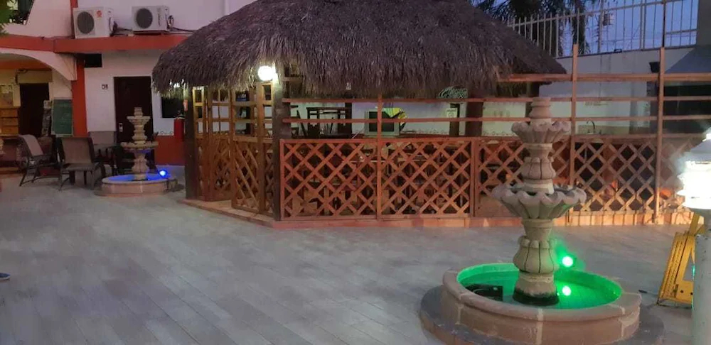 Hotel Las Fuentes