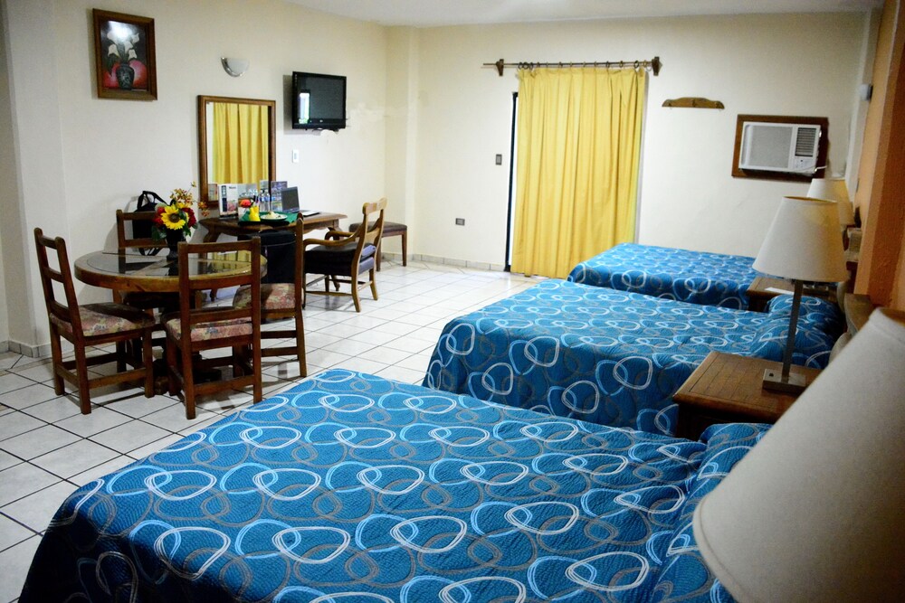 Hotel Las Fuentes