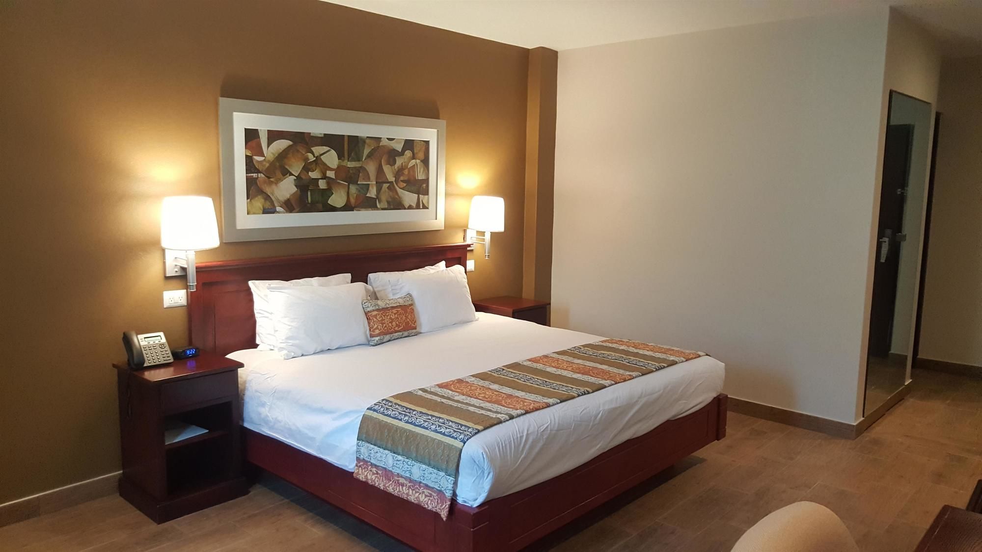 Best Western Bazarell Inn