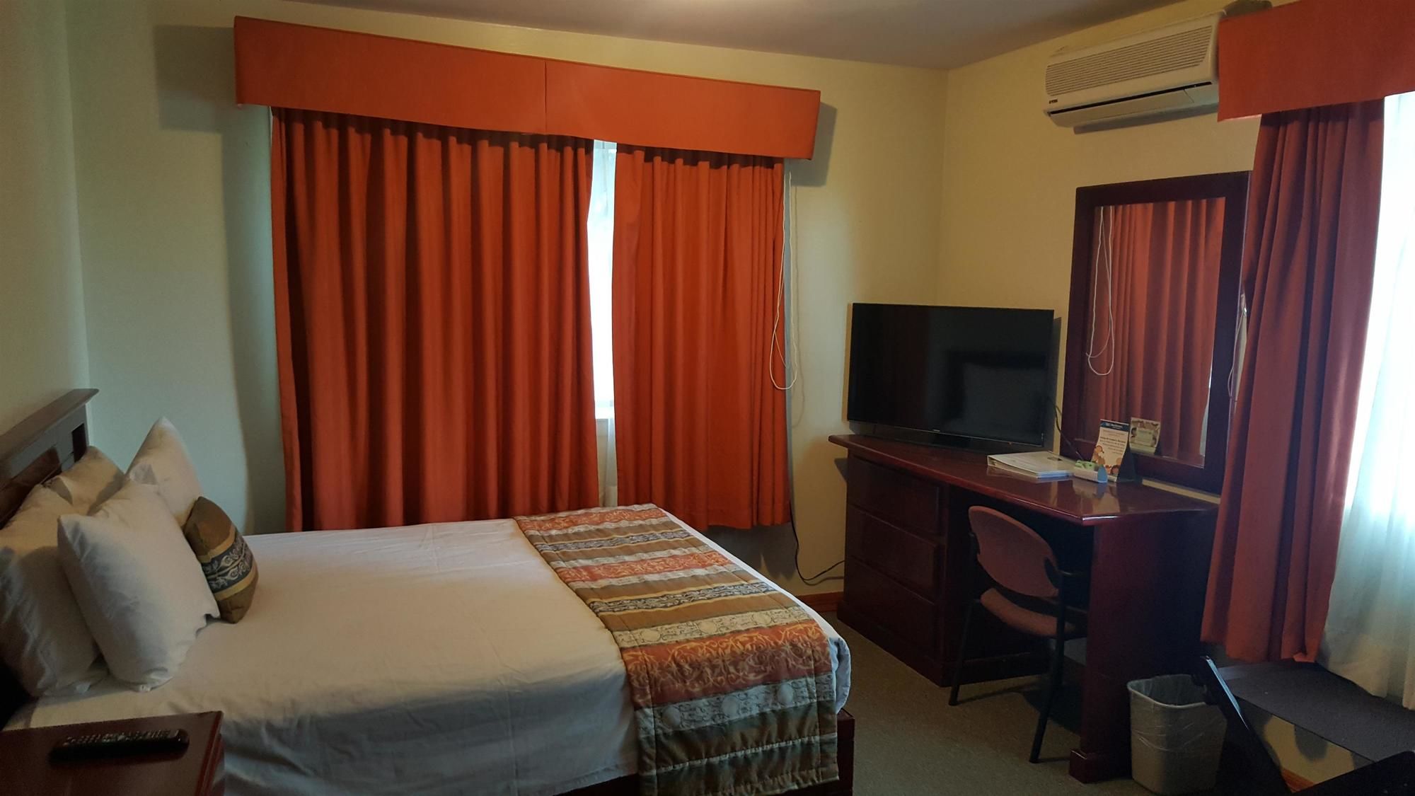 Best Western Bazarell Inn
