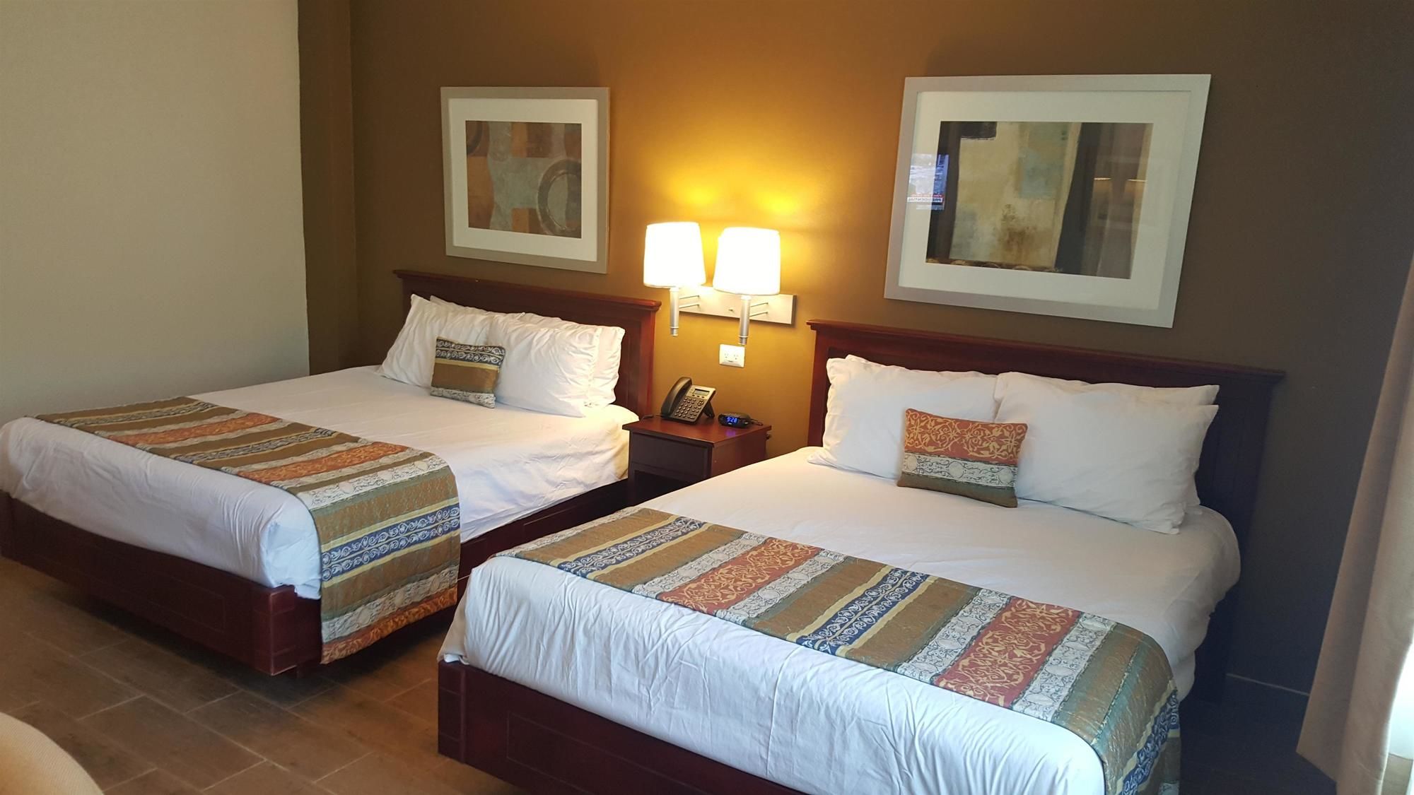 Best Western Bazarell Inn