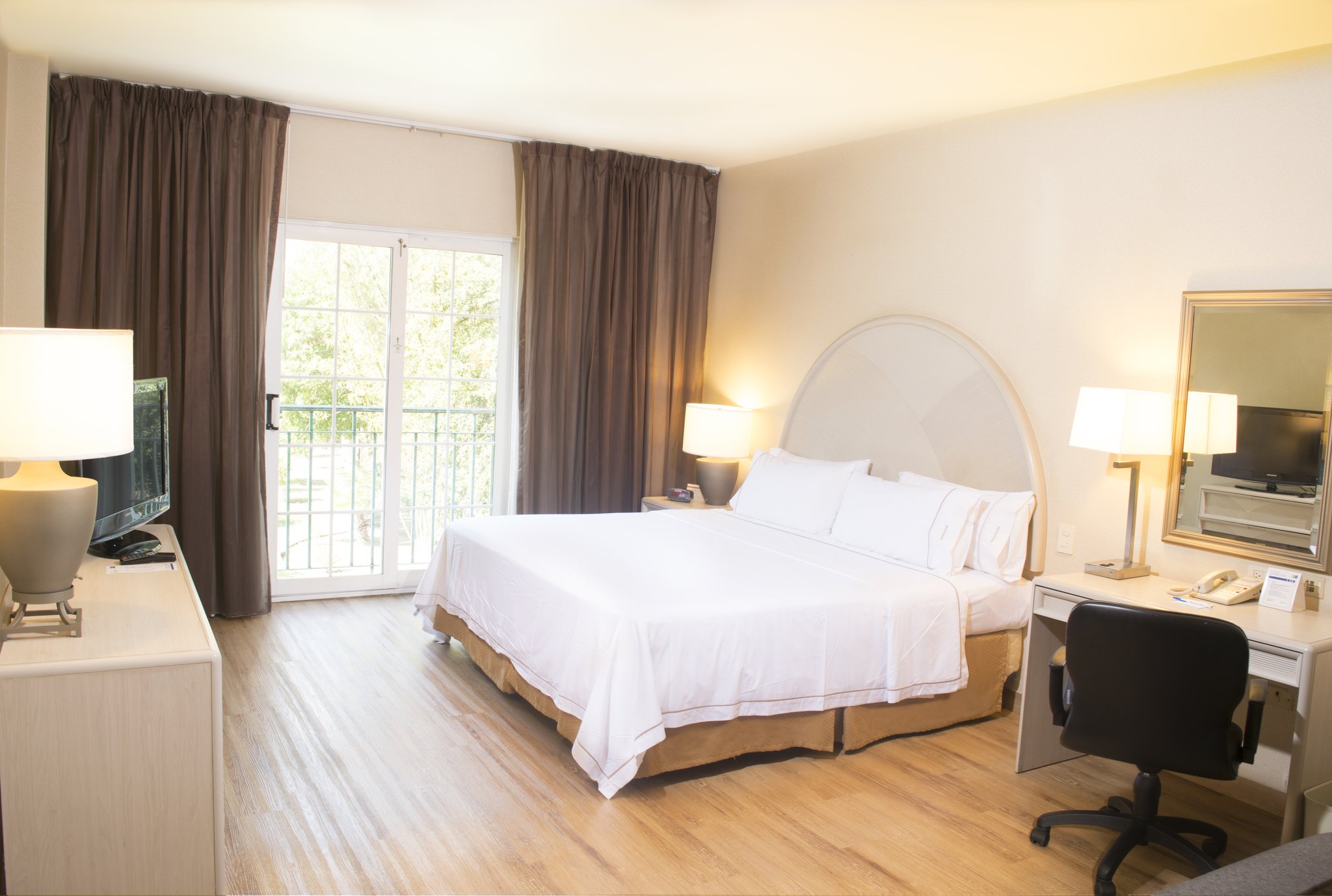 Holiday Inn Express Galleria San Jeronimo